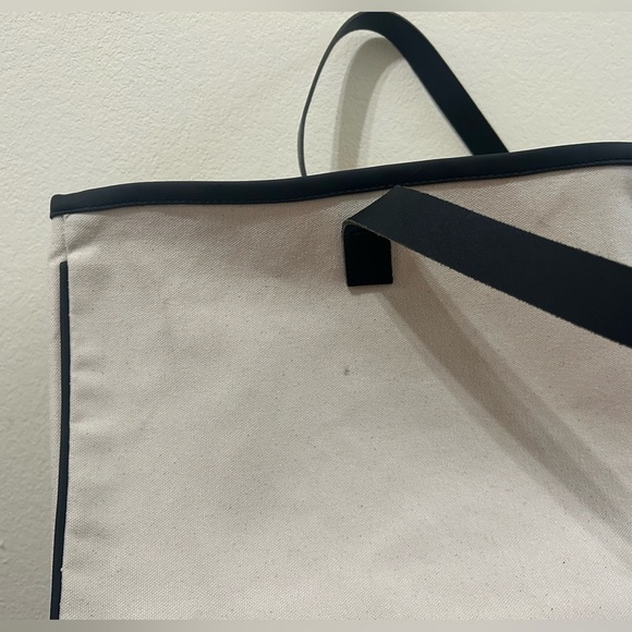 Santa Barbara Tote Bag Cotton Canvas Leather Handles Black/White Christmas Vibes - Picture 11 of 15